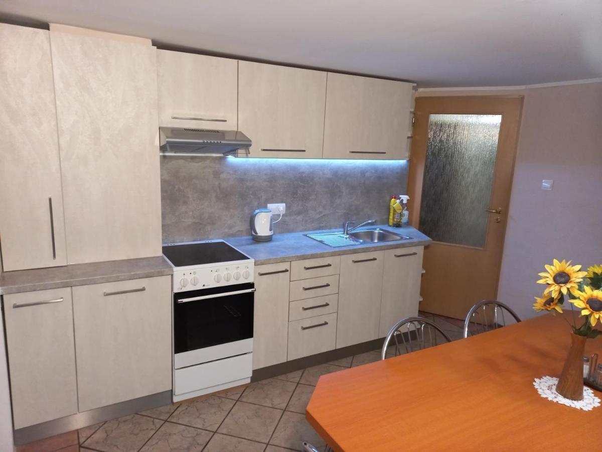 Apartman Elegant Besenova Exterior photo